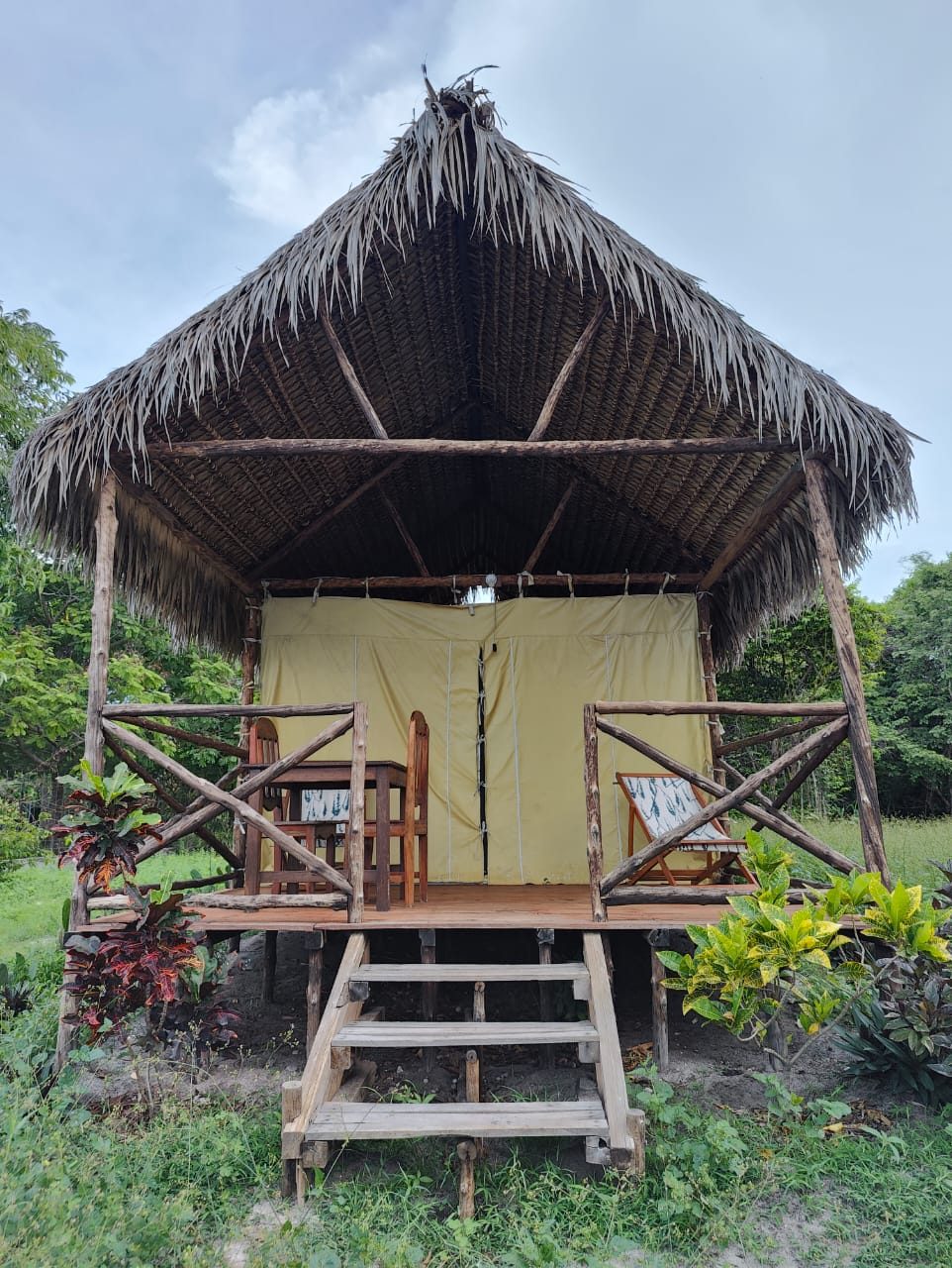 Tente lodge lit double, hotel